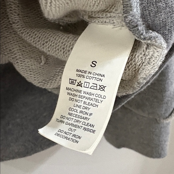 Kate Spade women’s small Gray Sweatshirt - long sleeve with ruffle detail - Picture 3 of 5